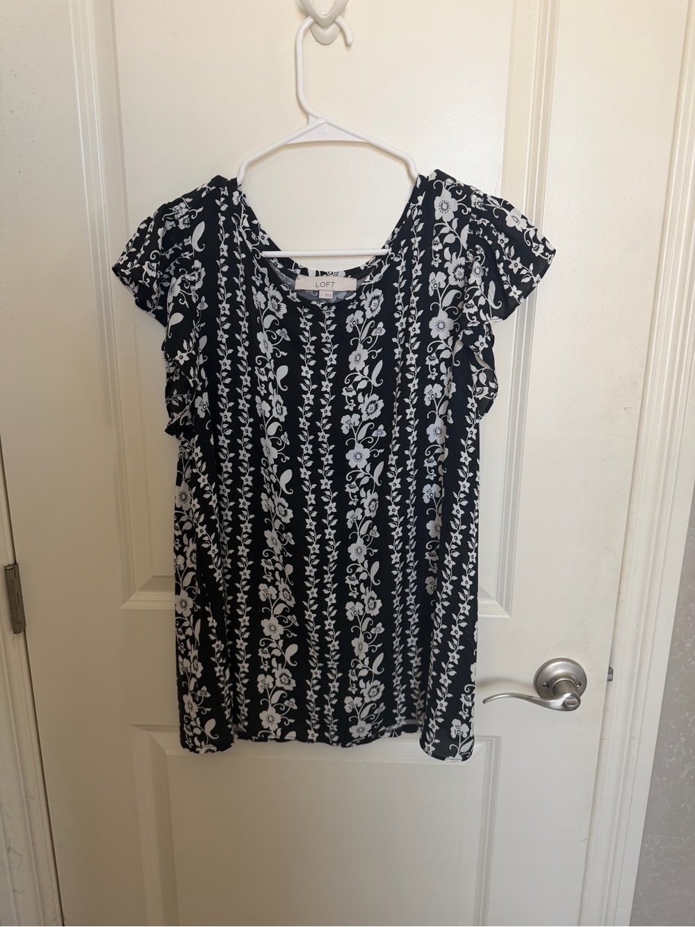 LOFT Black and White Floral-Stripe Short-Sleeve Tunic
